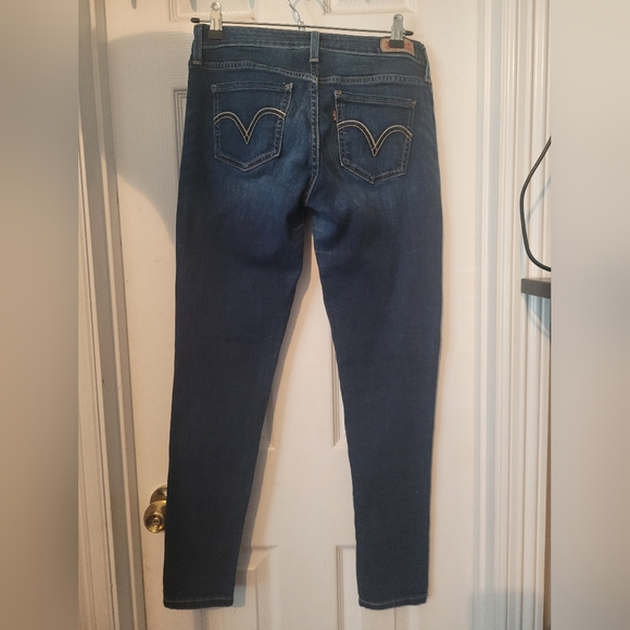 Levi Dark Wash Skinny Jeans W28 - Picture 3 of 6